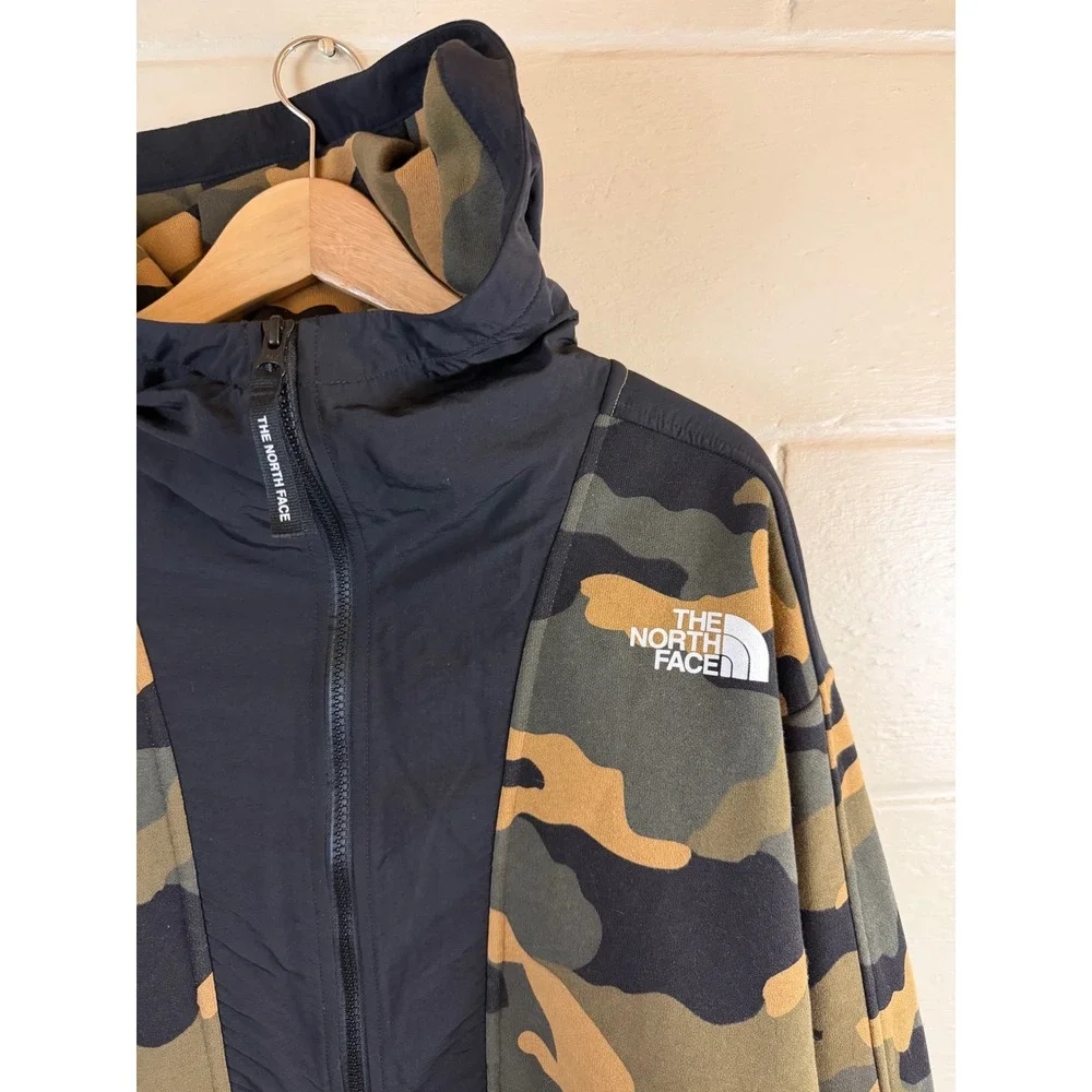 The North Face Men's Graphic Collection Pullover Mens Large Camo Hooded